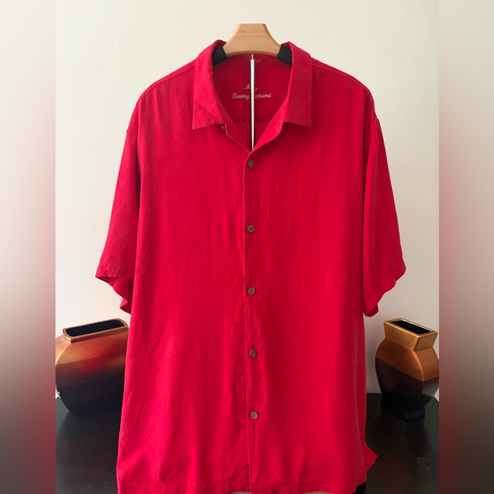 Tommy Bahama Men's Vibrant Red Casual Shirt